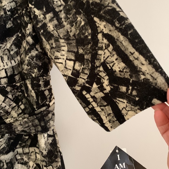 Blouse - Picture 6 of 7